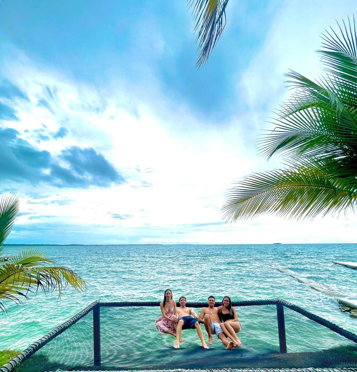 Hotel Cocoliso Island Resort Isla Grande  Exteriör bild